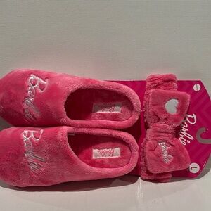 NWT Barbie Memory Foam indoor/outdoor Slippers w/Headband.